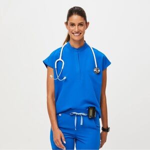 Figs Royal blue Rafaela top